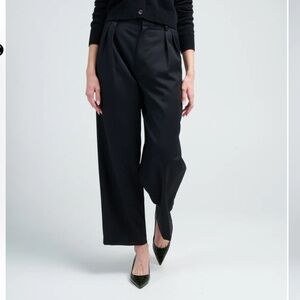NWT Kallmeyer- houghton pleated black trousers size 8